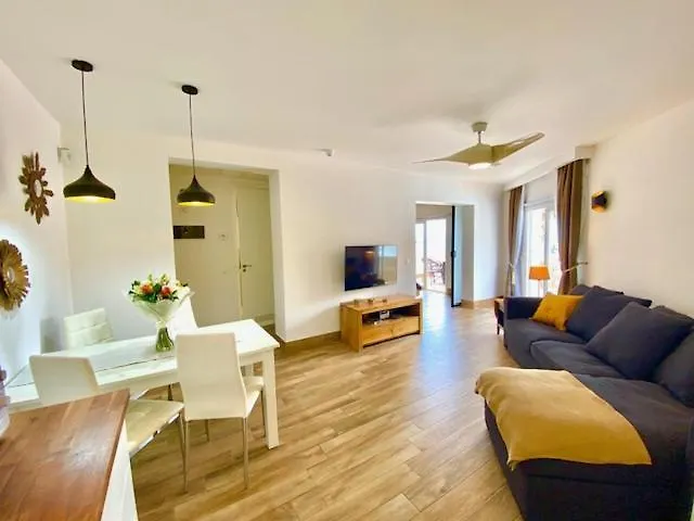 Marisol Beautiful With Oceanview 아데제